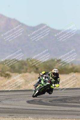 media/Dec-04-2025-Racers Edge (Thu) [[5ebc9f124d]]/3-B Group/2-Session 1 (Turn 4 Entry)/